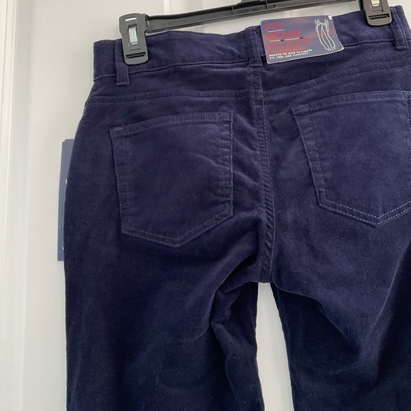 NWT Women’s Chaps Jeans - Picture 2 of 5